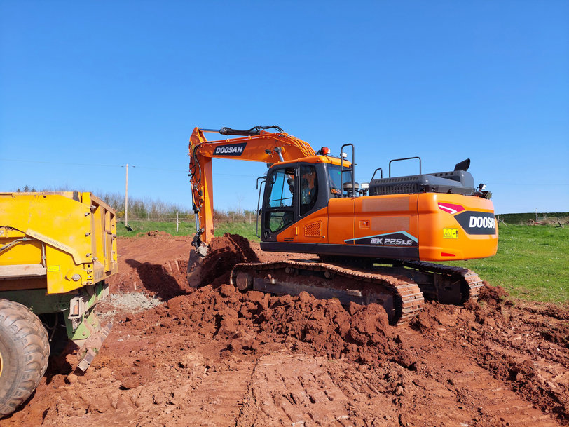 The new DX225LC-7X - Doosan’s First ‘Smart’ Excavator 